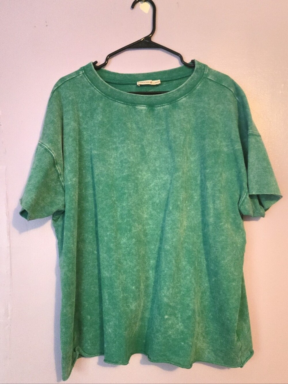 Zenana L/XL Green Acid Wash Short Sleeve Tee